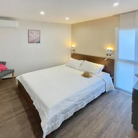 Provenzalisches Am In Ruhiger Lage- By Interhome 公寓 *