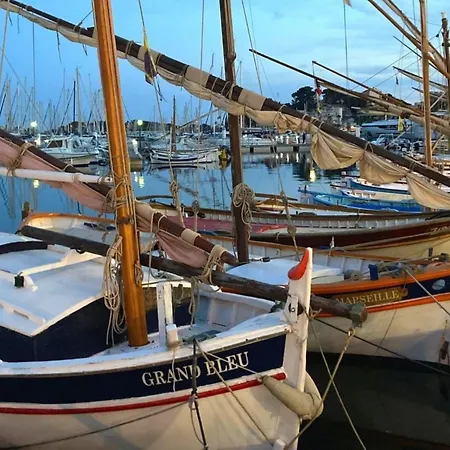 Provenzalisches Am In Ruhiger Lage- By Interhome Διαμέρισμα Bandol